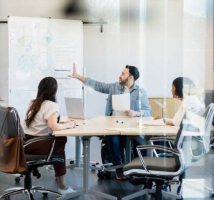 Boost Your Viewing Experience with Peek Viewer’s Instant Streaming